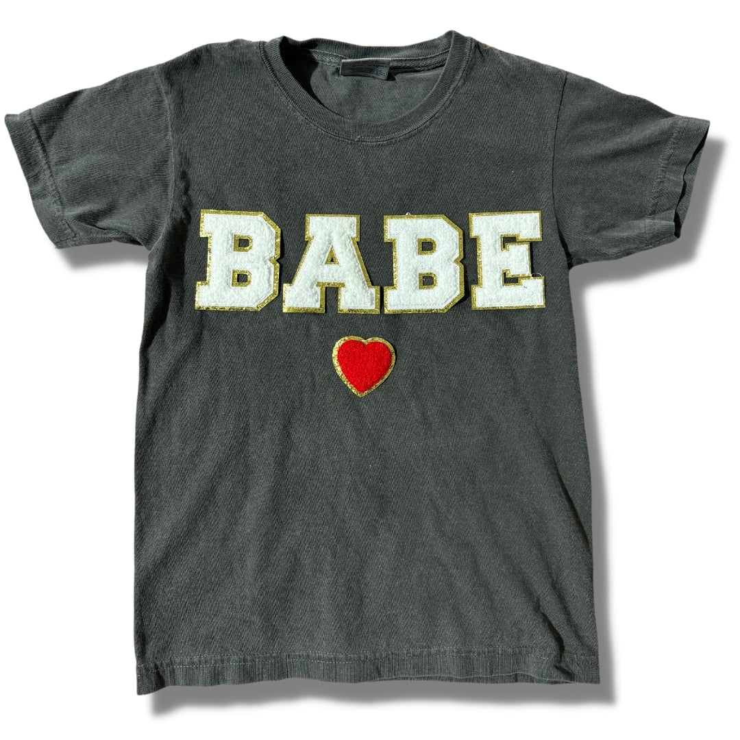 Chenille Letter BABE T-Shirt white